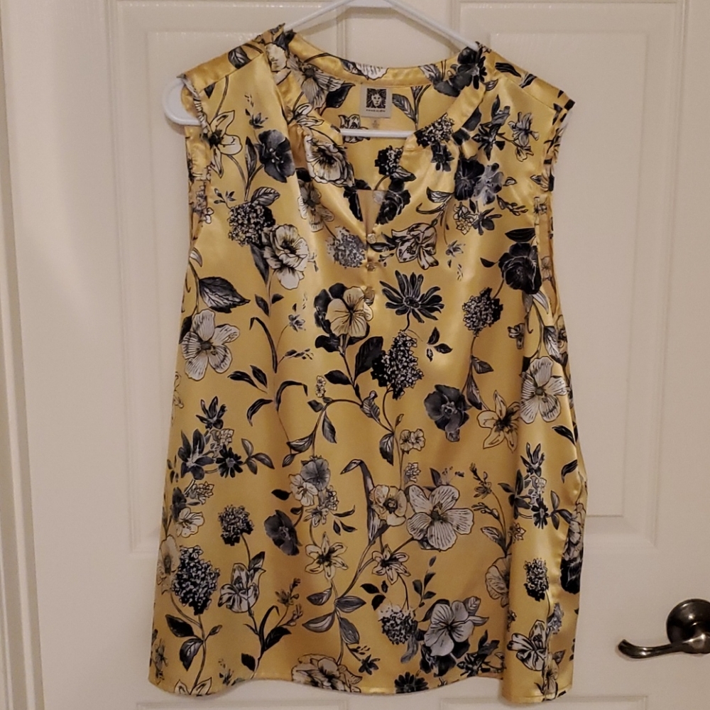 Anne Klein blouse